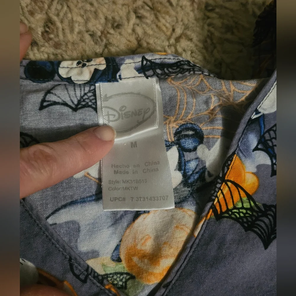 Disney scrubs tops - Picture 4 of 6